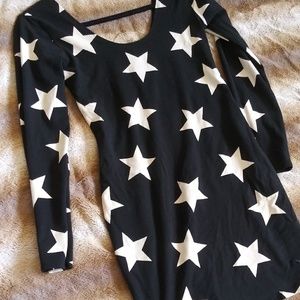 🌟 DONATING 11/15🌟VSPINK star bodycon dress